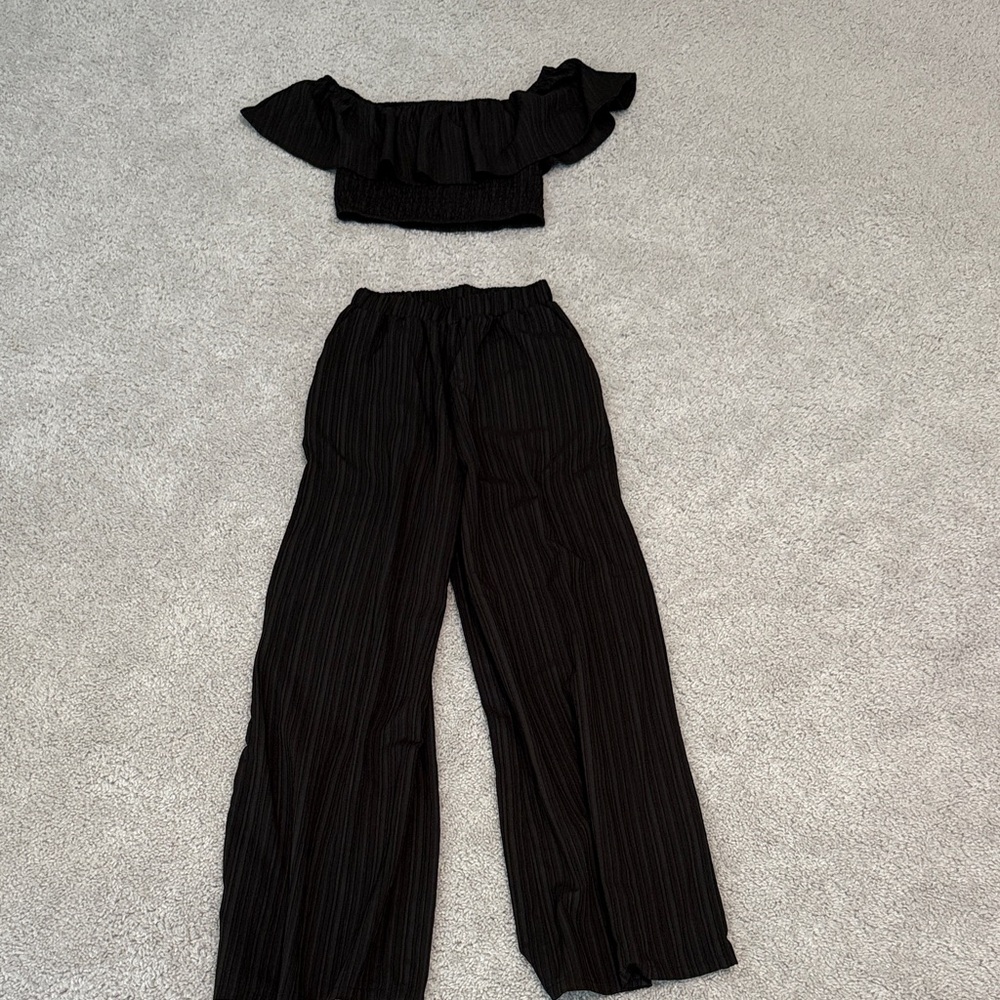 Black Ruffled Off-Shoulder 2 Piece Outfit